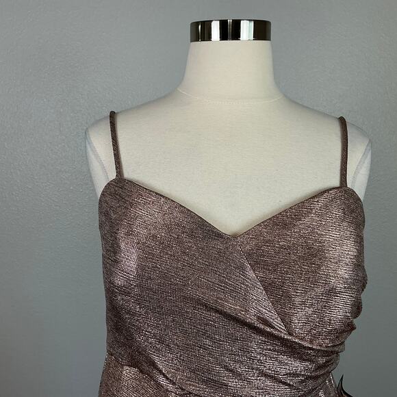 Metallic Sleeveless Evening Gown Rose Gold Size 14W Nightway Thigh Slit Dress - Picture 7 of 12